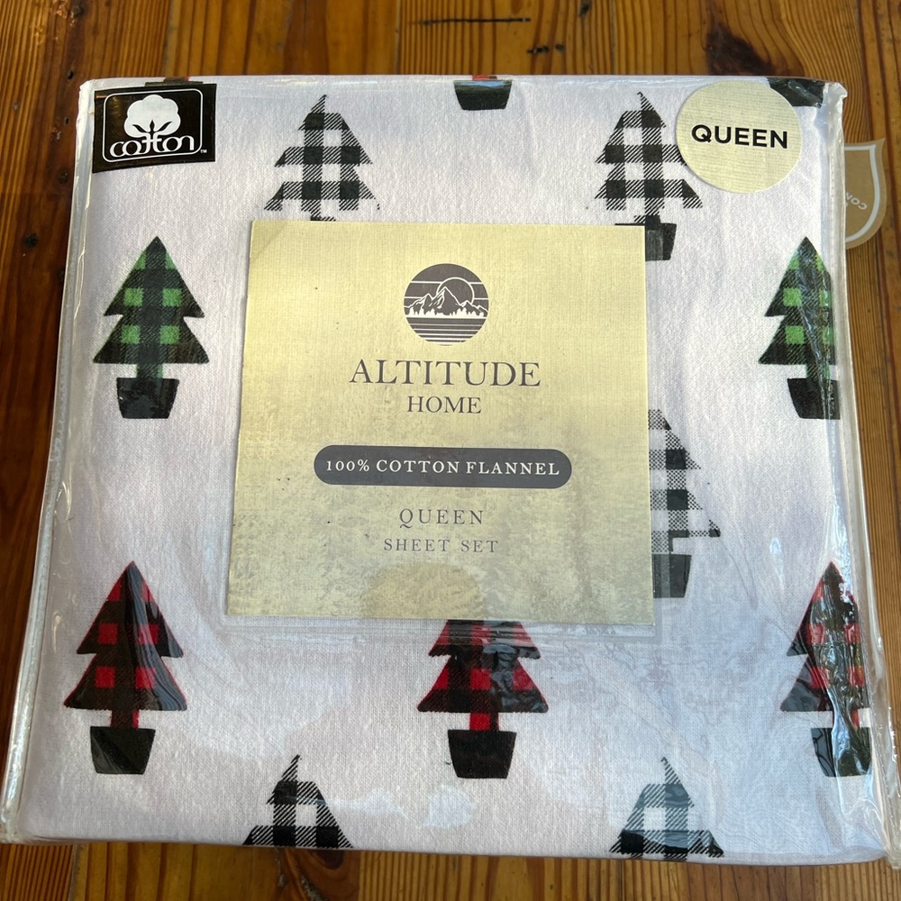 ALTITUDE HOME Christmas Trees Flannel Queen Sheet Set NWT NEW